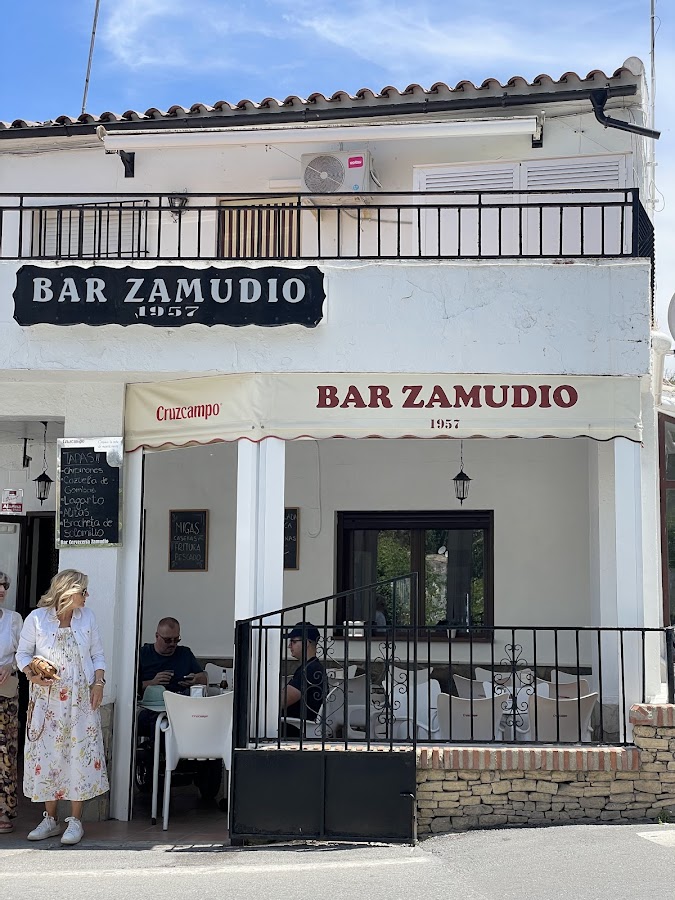 Bar Zamudio