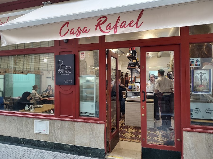 Casa Rafael vinos y tapas