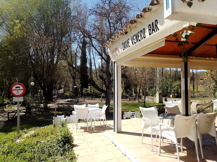 Dame Venero Bar