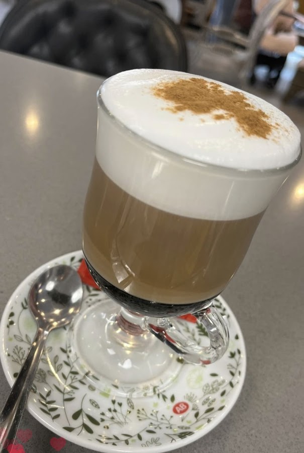 ÉPOCA CAFÉ Y COPAS