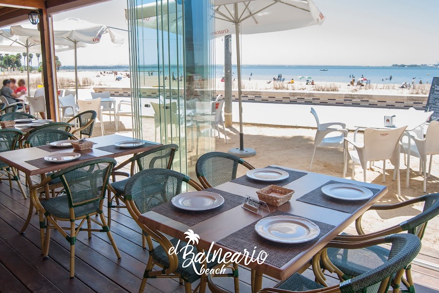 Restaurante "El Balneario Beach"