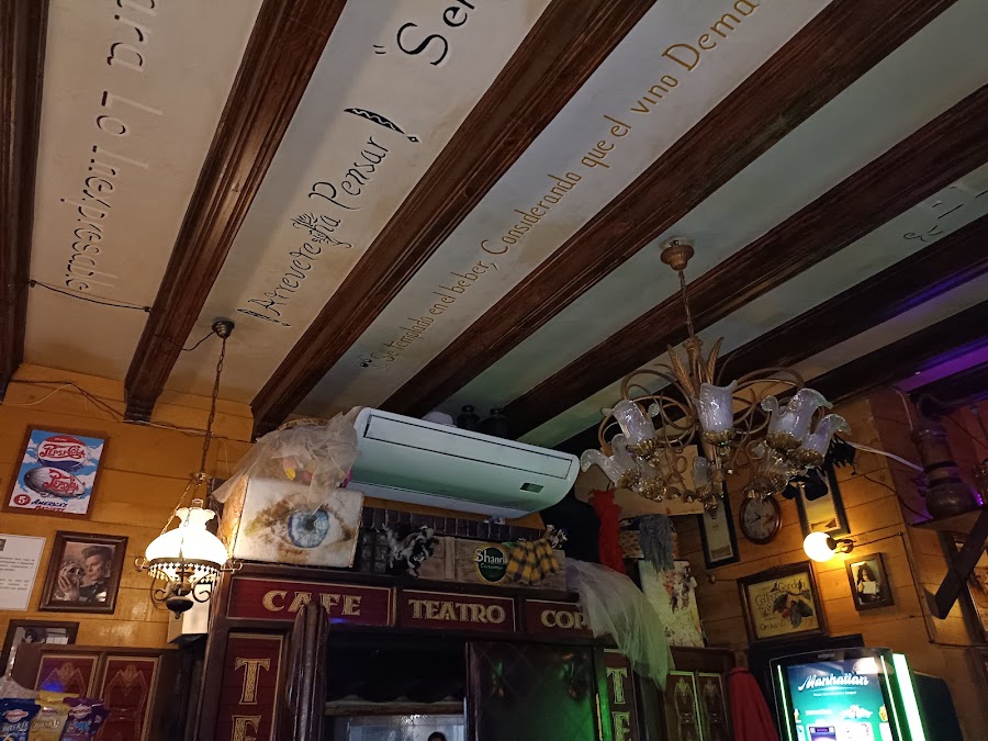 Teatro Café