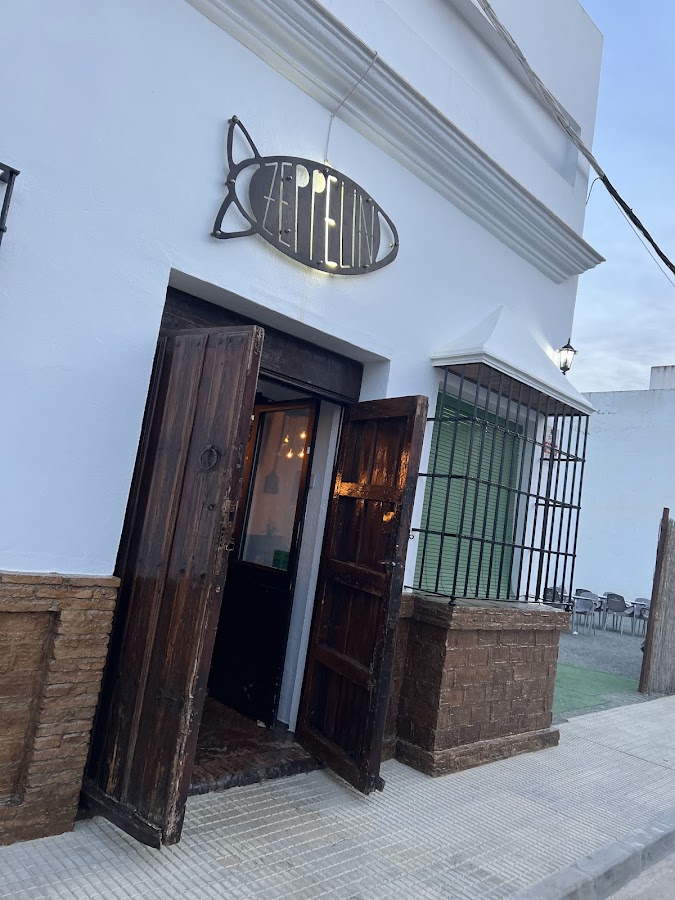 Zeppelin Bar