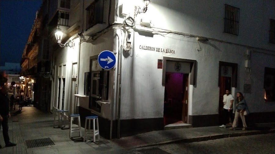 BENDITA CANTINA