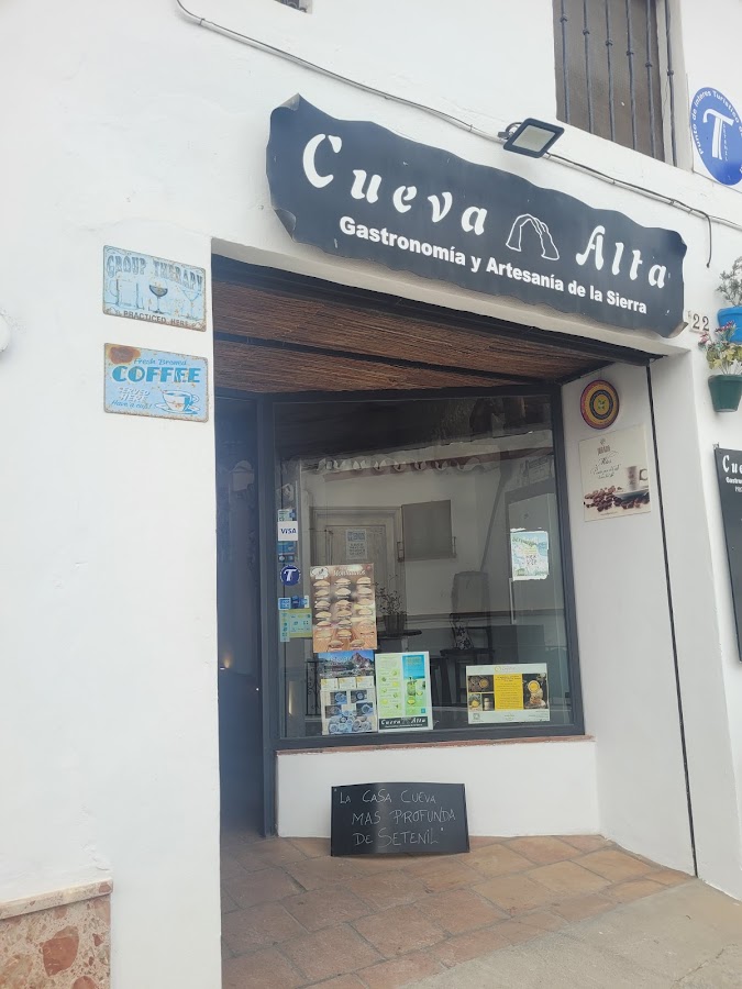 Cueva Alta (Visita Casa Cueva)