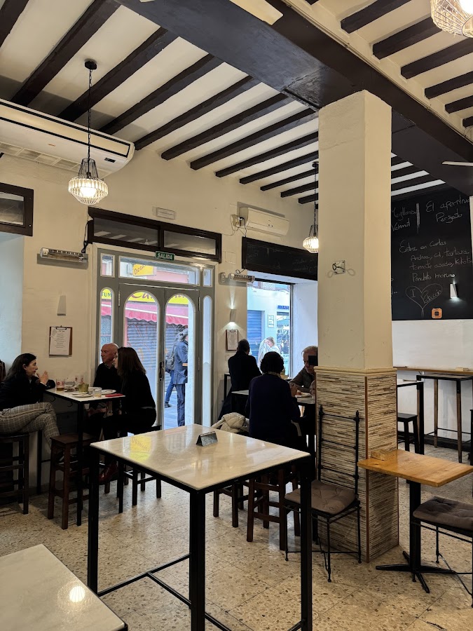 Olivares Bar