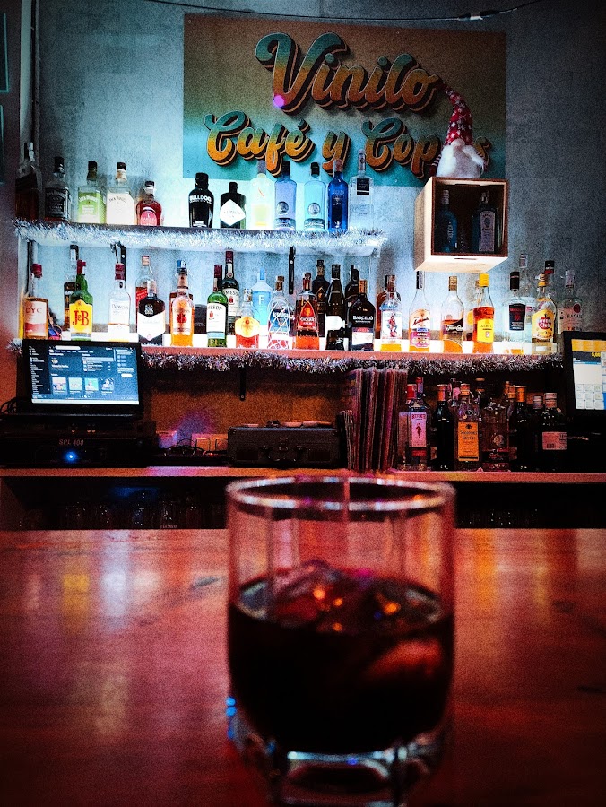 Pub Vinilo